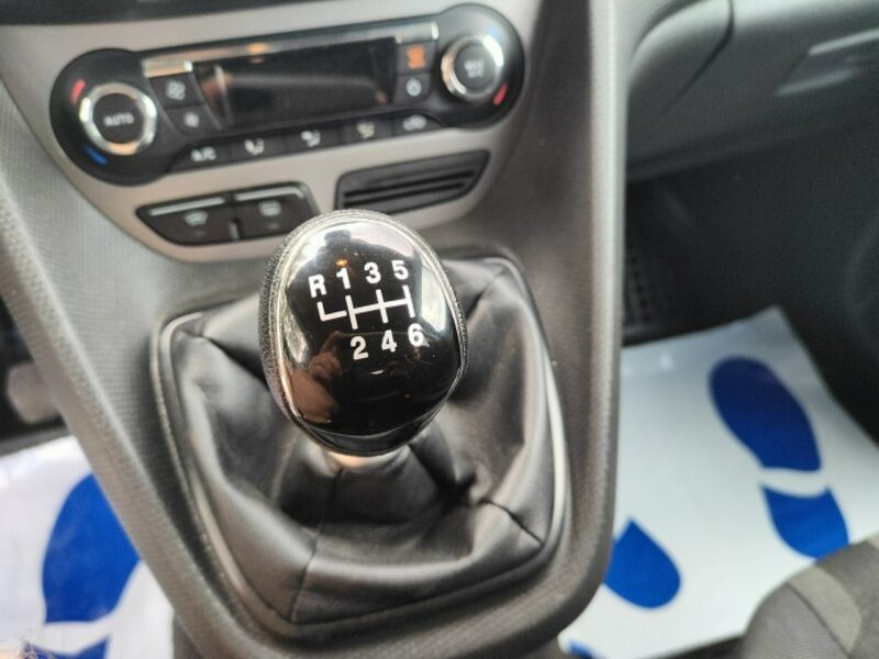 Ford Grand Tourneo Connect Super stan* Mały przebieg* Bogata wersja