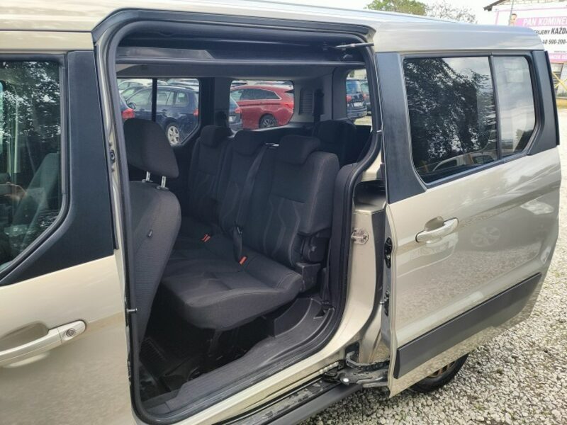 Ford Grand Tourneo Connect Super stan* Mały przebieg* Bogata wersja