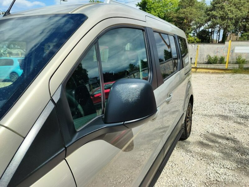 Ford Grand Tourneo Connect Super stan* Mały przebieg* Bogata wersja