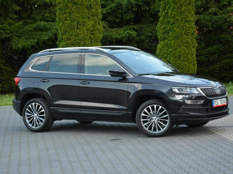 Škoda Karoq Ambition Plus Virtual Cokpit Radar ACC Ledy Kamery Park Assist Hak ASO