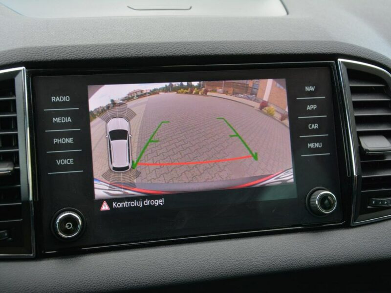 Škoda Karoq Ambition Plus Virtual Cokpit Radar ACC Ledy Kamery Park Assist Hak ASO