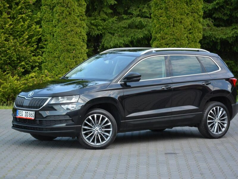 Škoda Karoq Ambition Plus Virtual Cokpit Radar ACC Ledy Kamery Park Assist Hak ASO