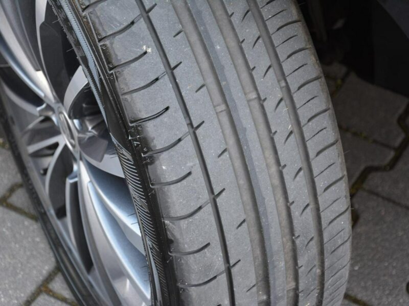 Škoda Karoq Ambition Plus Virtual Cokpit Radar ACC Ledy Kamery Park Assist Hak ASO