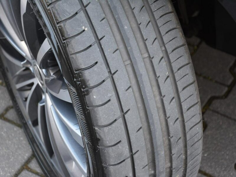 Škoda Karoq Ambition Plus Virtual Cokpit Radar ACC Ledy Kamery Park Assist Hak ASO