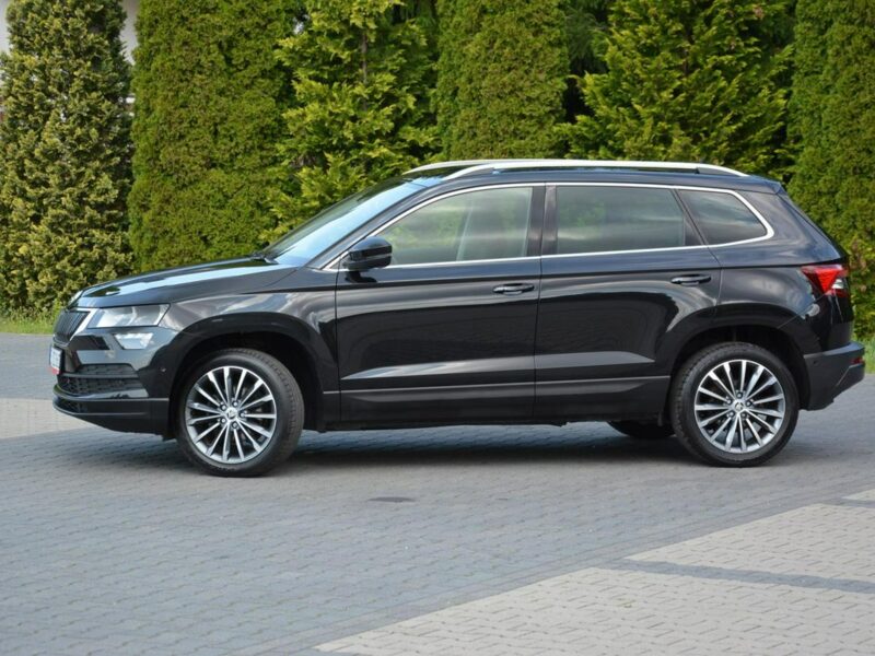 Škoda Karoq Ambition Plus Virtual Cokpit Radar ACC Ledy Kamery Park Assist Hak ASO