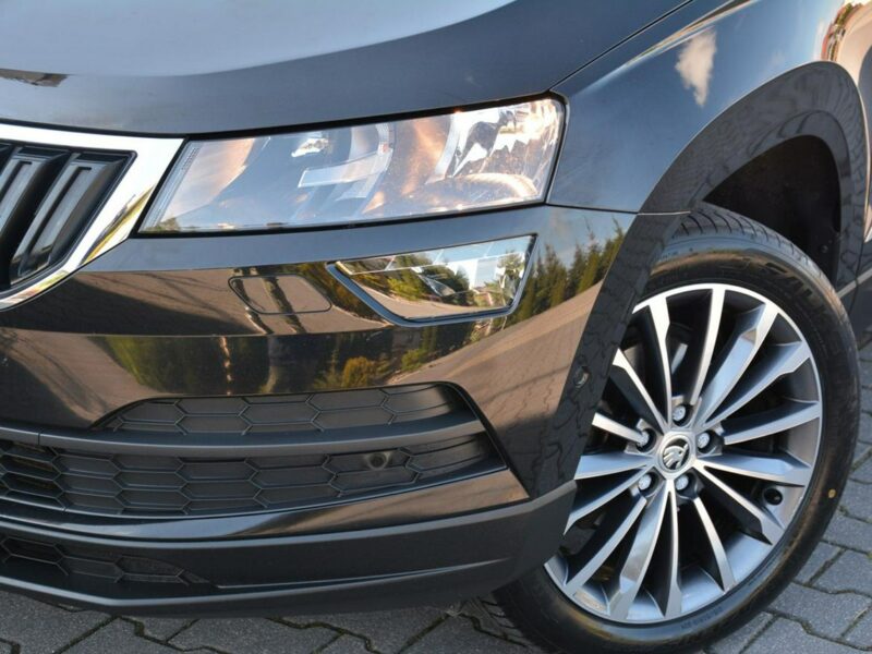 Škoda Karoq Ambition Plus Virtual Cokpit Radar ACC Ledy Kamery Park Assist Hak ASO