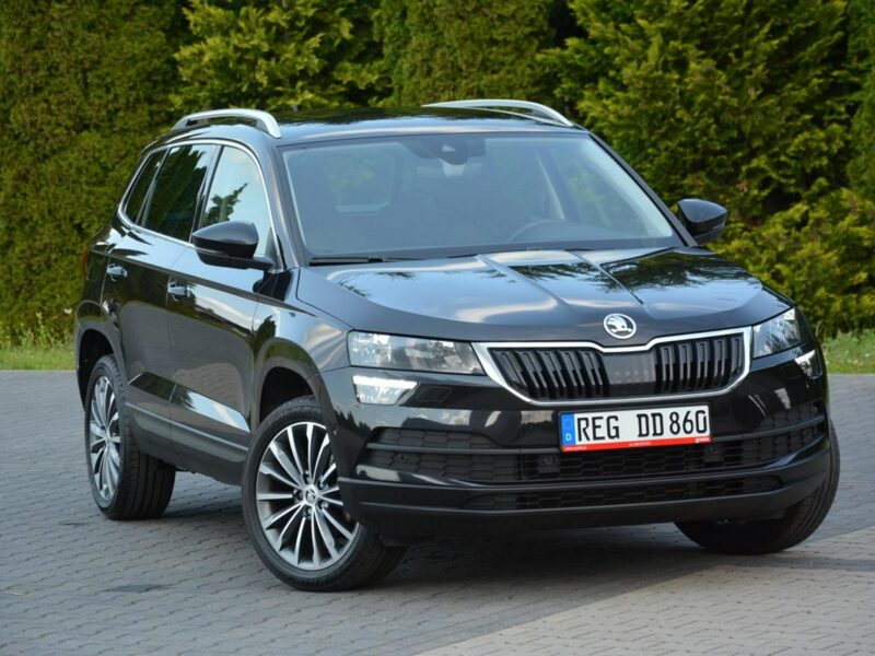 Škoda Karoq Ambition Plus Virtual Cokpit Radar ACC Ledy Kamery Park Assist Hak ASO