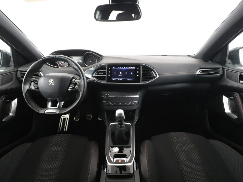 Peugeot 308 GT-Line navi PDC klima-auto ACC Bluetooth FullLED tempomat T9 (2014-2021)