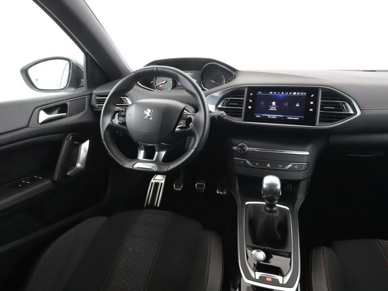 Peugeot 308 GT-Line navi PDC klima-auto ACC Bluetooth FullLED tempomat T9 (2014-2021)
