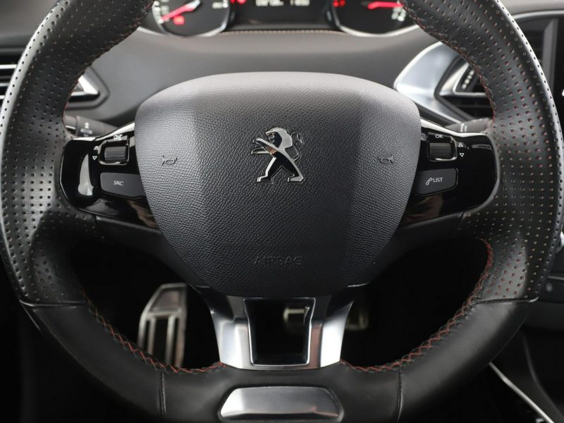Peugeot 308 GT-Line navi PDC klima-auto ACC Bluetooth FullLED tempomat T9 (2014-2021)