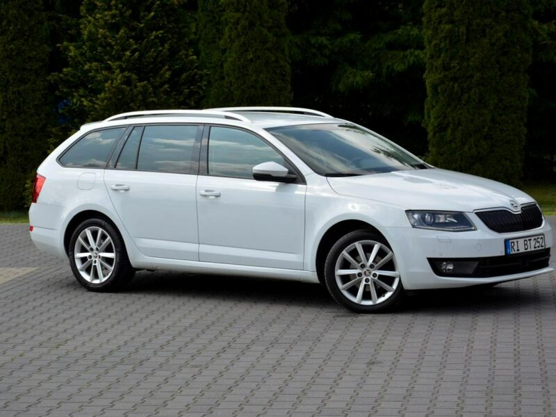 Škoda Octavia Skóry Navi Radar ACC Duża2xParktronici Bi-Xenon Ledy ASO SKODA III (2013-)