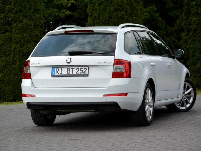 Škoda Octavia Skóry Navi Radar ACC Duża2xParktronici Bi-Xenon Ledy ASO SKODA III (2013-)
