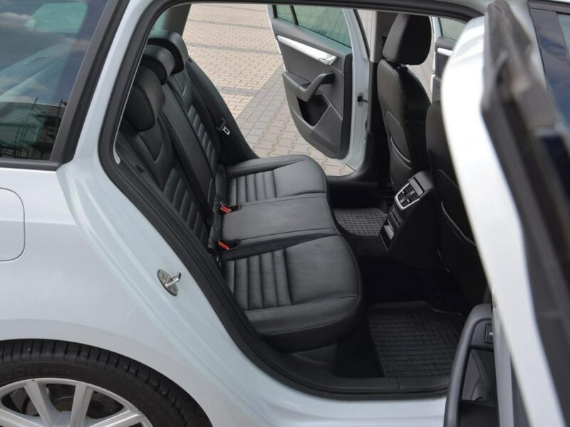 Škoda Octavia Skóry Navi Radar ACC Duża2xParktronici Bi-Xenon Ledy ASO SKODA III (2013-)