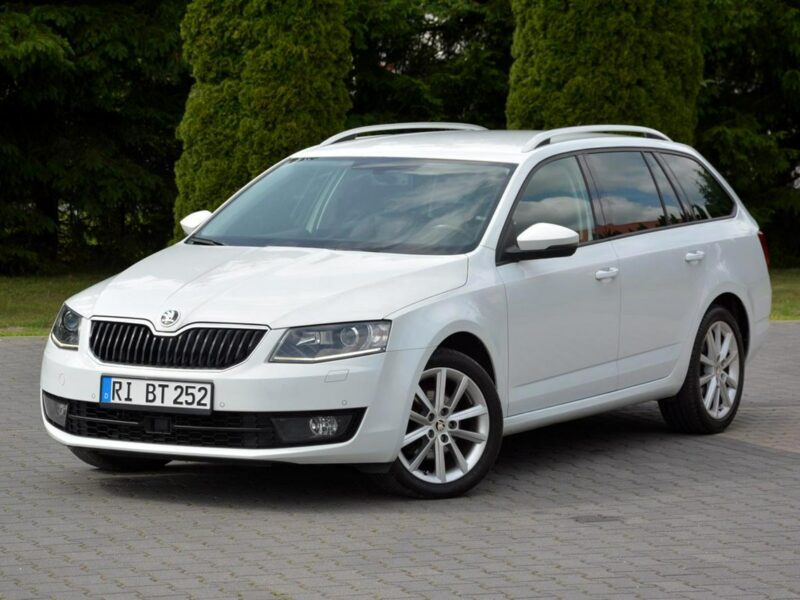 Škoda Octavia Skóry Navi Radar ACC Duża2xParktronici Bi-Xenon Ledy ASO SKODA III (2013-)