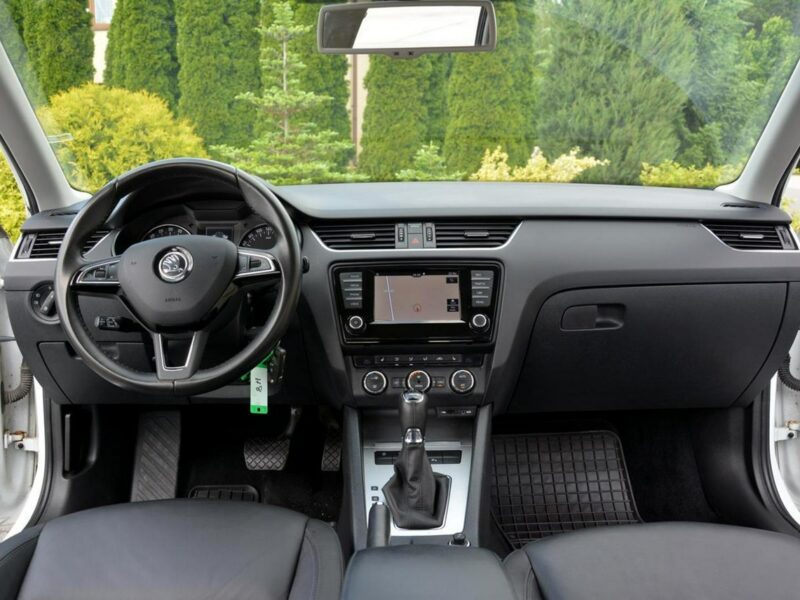 Škoda Octavia Skóry Navi Radar ACC Duża2xParktronici Bi-Xenon Ledy ASO SKODA III (2013-)