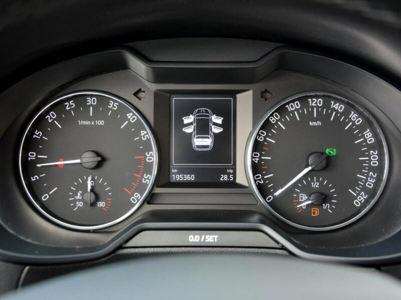 Škoda Octavia Skóry Navi Radar ACC Duża2xParktronici Bi-Xenon Ledy ASO SKODA III (2013-)
