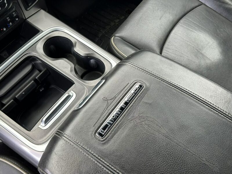 Dodge RAM Limited Pneumat Wentyle Kamera Podgrzew fotele IV (2009-2018)