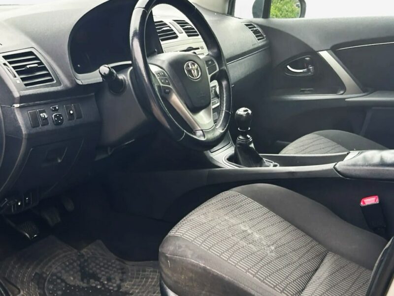 Toyota Avensis 1.6 VVT-i 132 Salon PL - Serwis ASO - Bezwypadek - Gaz - Raty II (2003-2009)