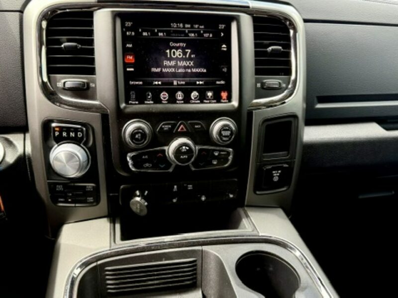 Dodge RAM RAM 2016 SPORT 5.7HEMI Kamera cofania Podgrz. fotele+kierownica IV (2009-2018)