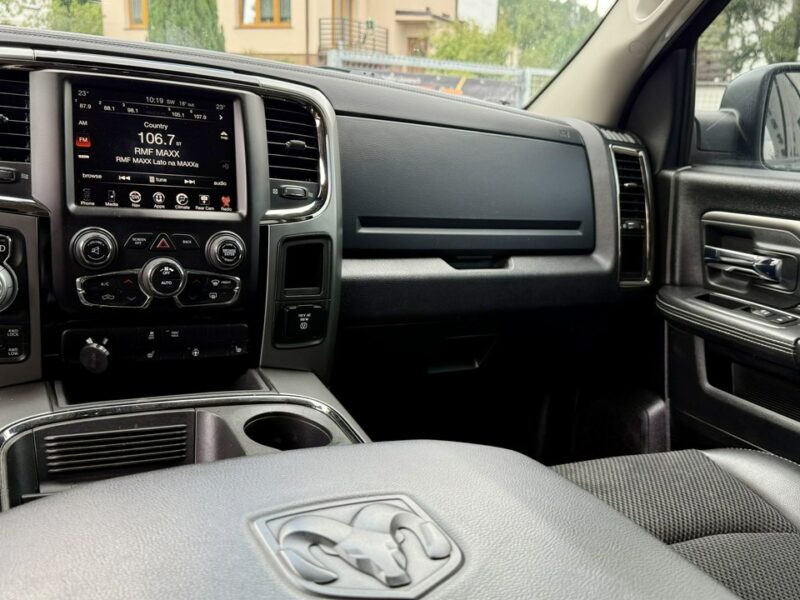 Dodge RAM RAM 2016 SPORT 5.7HEMI Kamera cofania Podgrz. fotele+kierownica IV (2009-2018)