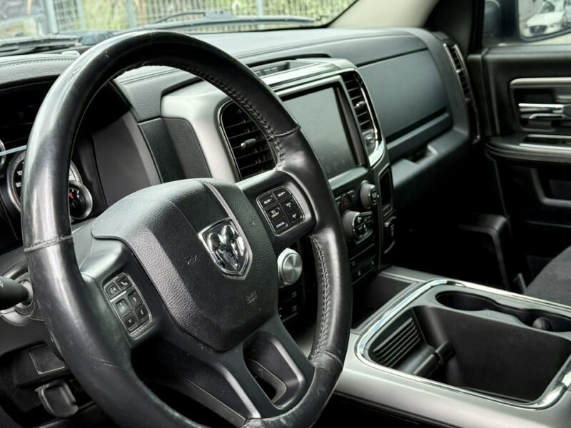 Dodge RAM RAM 2016 SPORT 5.7HEMI Kamera cofania Podgrz. fotele+kierownica IV (2009-2018)