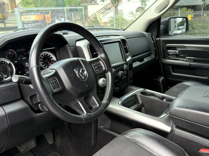 Dodge RAM RAM 2016 SPORT 5.7HEMI Kamera cofania Podgrz. fotele+kierownica IV (2009-2018)