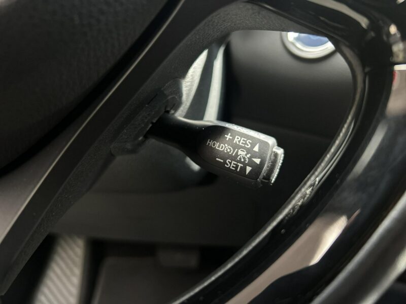 Toyota C-HR 1.8 HSD 122KM SELECTION, salon Polska, gwarancja, FV23%