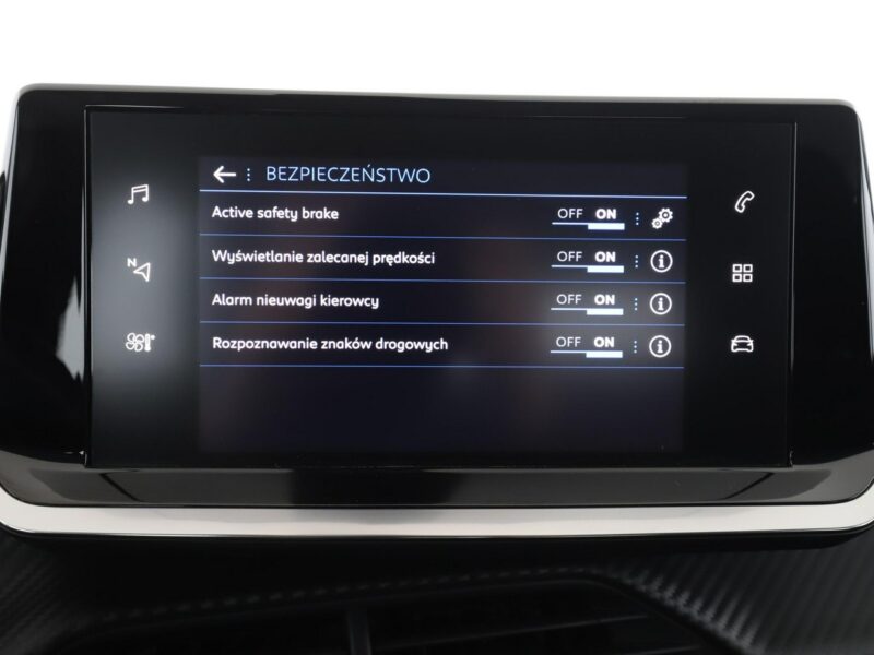 Peugeot 2008 navi kamera i czujniki parkowania klima auto II (2019-)