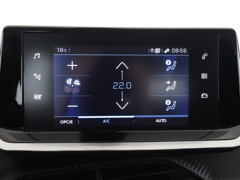 Peugeot 2008 navi kamera i czujniki parkowania klima auto II (2019-)