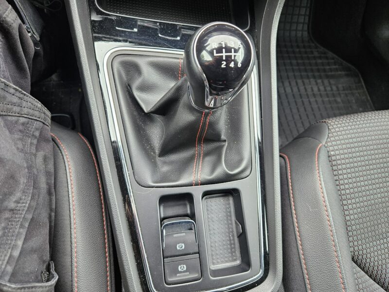 Seat Leon FR / Niski przebieg / Nawigacja / Klimatronic / Tempomat / 6 biegów III (2012-)