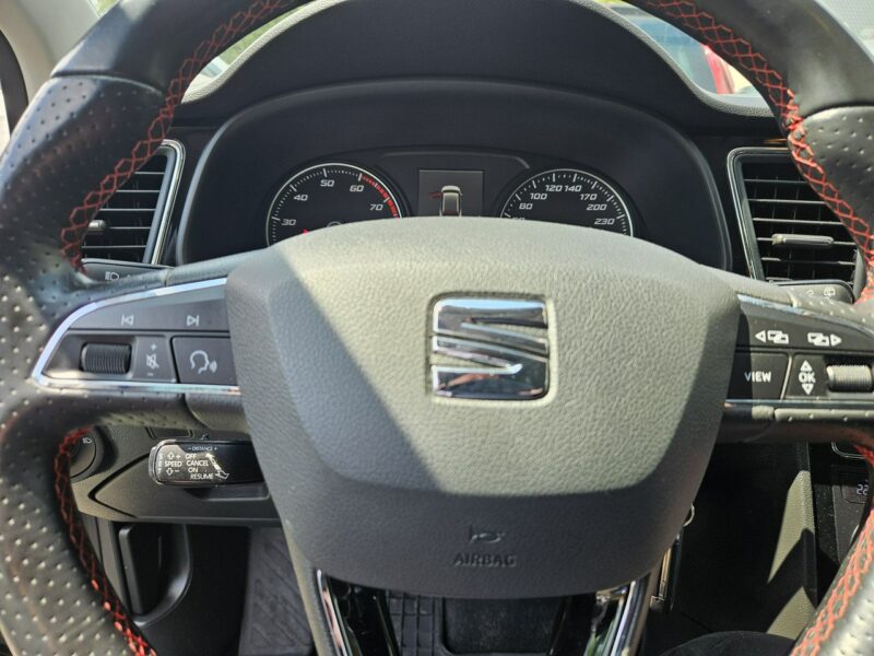 Seat Leon FR / Niski przebieg / Nawigacja / Klimatronic / Tempomat / 6 biegów III (2012-)