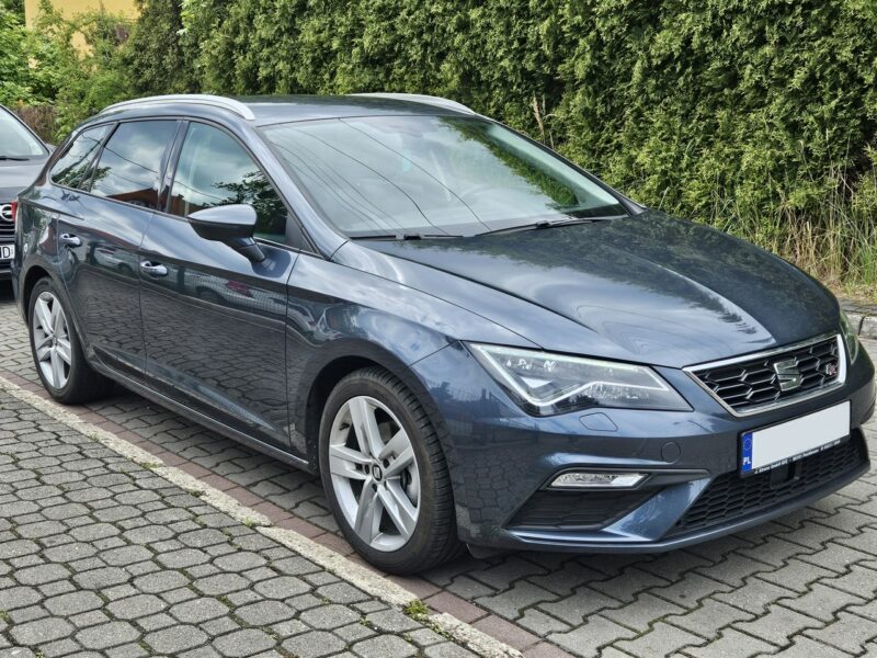 Seat Leon FR / Niski przebieg / Nawigacja / Klimatronic / Tempomat / 6 biegów III (2012-)