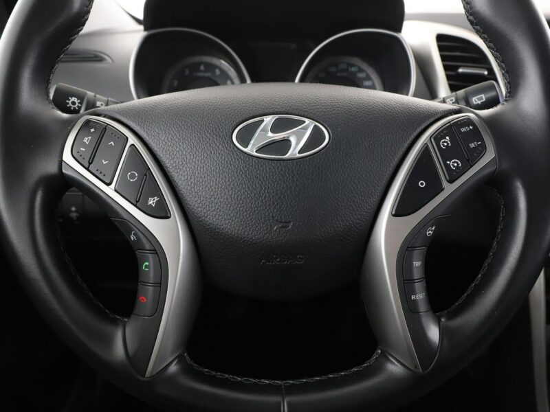 Hyundai i30 LIFT 1.6 120KM klima PDC tempomat grzana kierownica ks.serwisowa II (2012 - 2016)