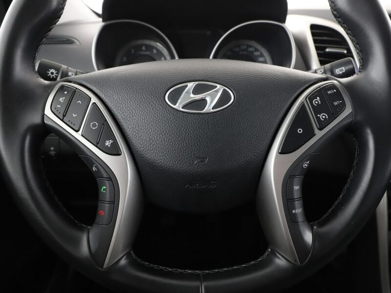 Hyundai i30 LIFT 1.6 120KM klima PDC tempomat grzana kierownica ks.serwisowa II (2012 - 2016)