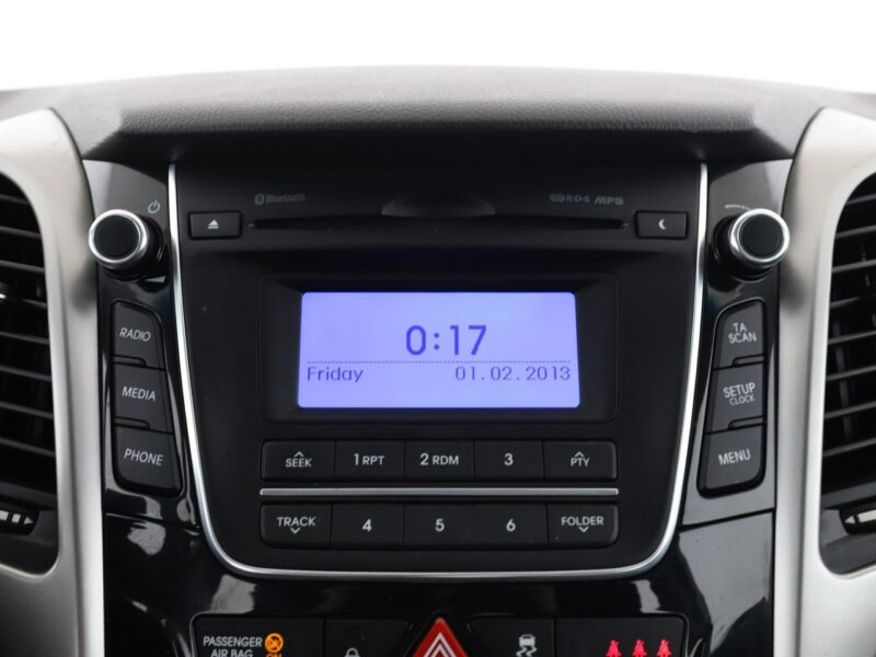 Hyundai i30 LIFT 1.6 120KM klima PDC tempomat grzana kierownica ks.serwisowa II (2012 - 2016)