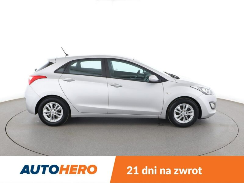 Hyundai i30 LIFT 1.6 120KM klima PDC tempomat grzana kierownica ks.serwisowa II (2012 - 2016)
