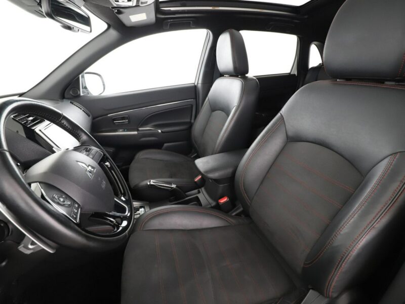 Mitsubishi ASX automat panorama navi kamera tempomat klima-auto Bluetooth