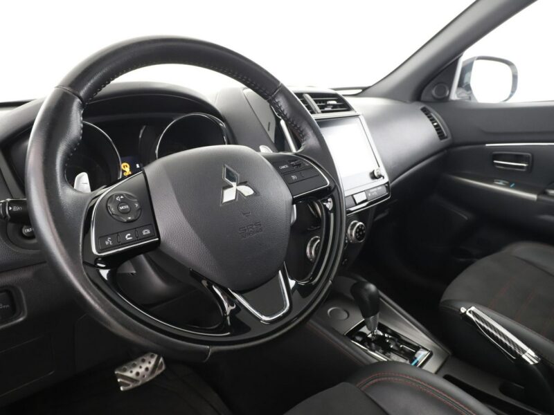 Mitsubishi ASX automat panorama navi kamera tempomat klima-auto Bluetooth