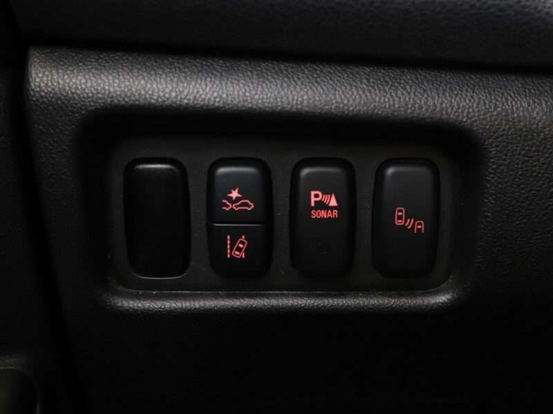 Mitsubishi ASX automat panorama navi kamera tempomat klima-auto Bluetooth