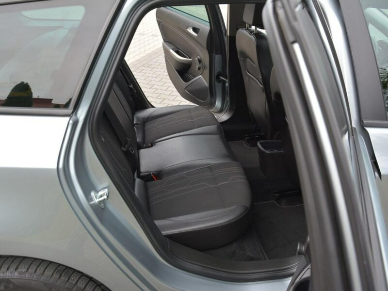 Opel Astra 1.7CDT-I (110KM) 150-lecie Opla Navi pół-Skóry 2xParktr. Szyberdach J (2009-2019)