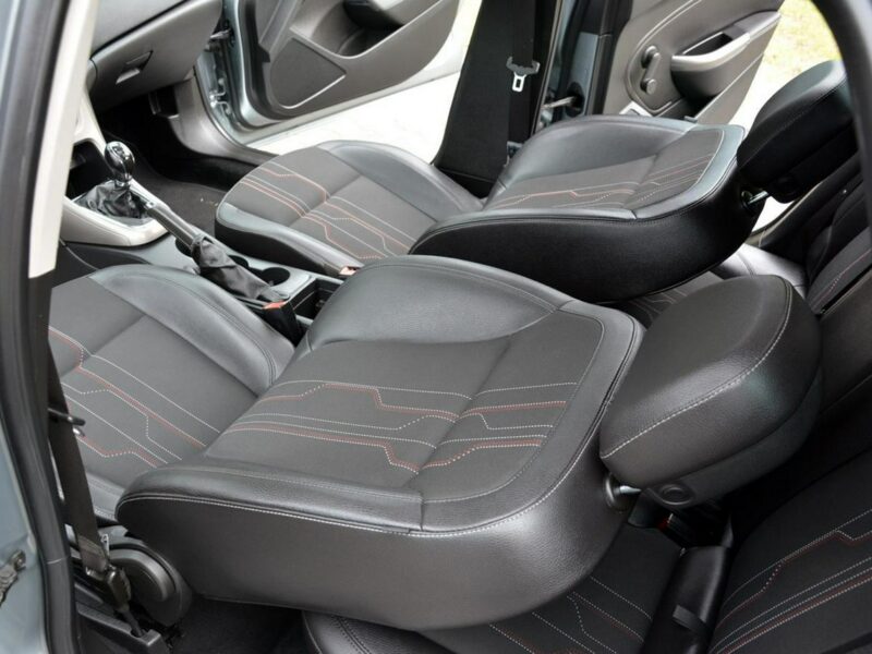 Opel Astra 1.7CDT-I (110KM) 150-lecie Opla Navi pół-Skóry 2xParktr. Szyberdach J (2009-2019)