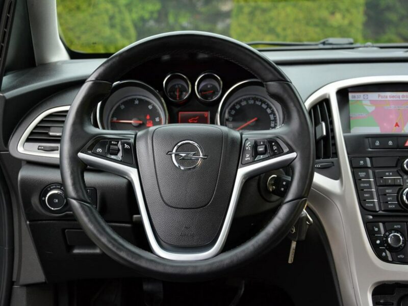 Opel Astra 1.7CDT-I (110KM) 150-lecie Opla Navi pół-Skóry 2xParktr. Szyberdach J (2009-2019)