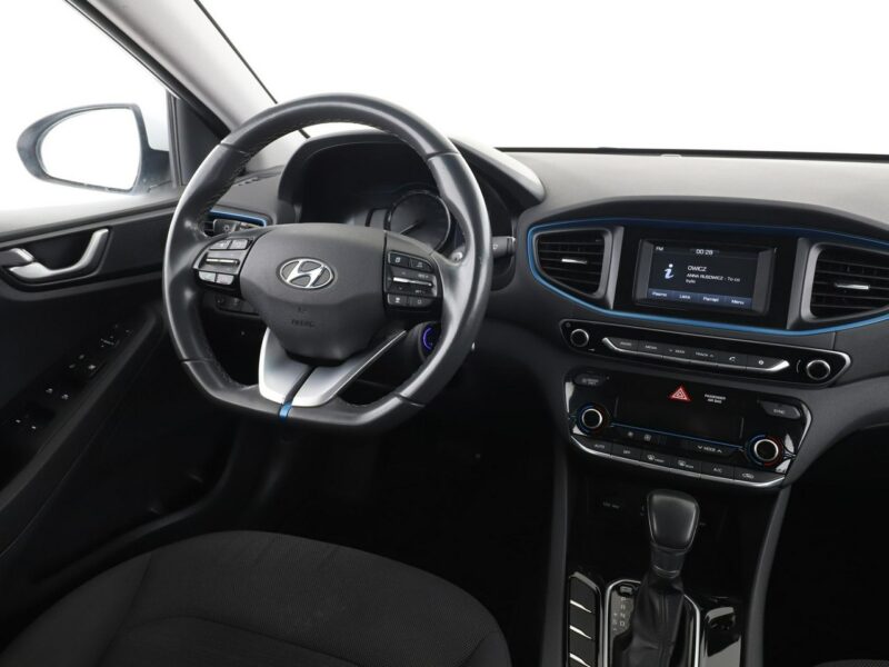 Hyundai IONIQ hybryda kamera ACC Bluetooth klima-auto