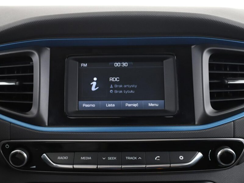 Hyundai IONIQ hybryda kamera ACC Bluetooth klima-auto