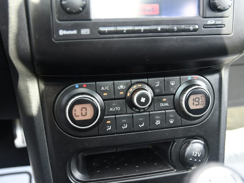 Nissan Qashqai 2.0DCI Navi.Kam.Cof.Navigacja.Tempomat.BOSE.Panorama Dach.OKAZJA I (2007-2013)