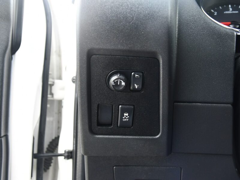 Nissan Qashqai 2.0DCI Navi.Kam.Cof.Navigacja.Tempomat.BOSE.Panorama Dach.OKAZJA I (2007-2013)