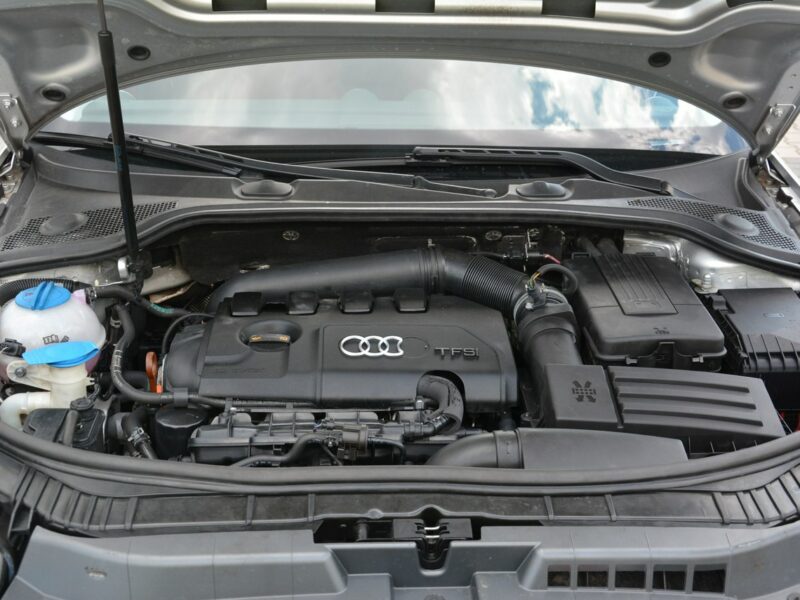 Audi A3 Lift __ DSG Panorama Skóry Duża Navi DRL Alu 17 z Niemiec 8P (2003-2012)
