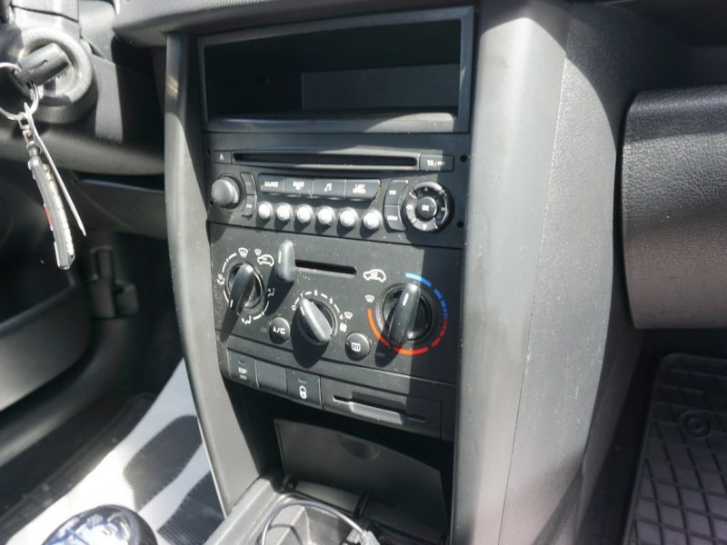 Peugeot 207 zarejestrowany, ubezpieczony
