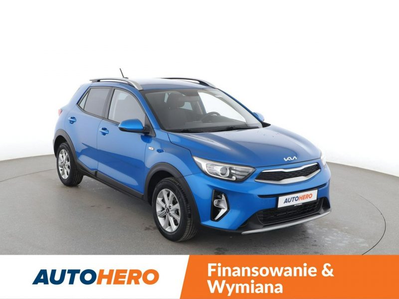 Kia Stonic kamera Bluetooth klima tempomat niski przebieg