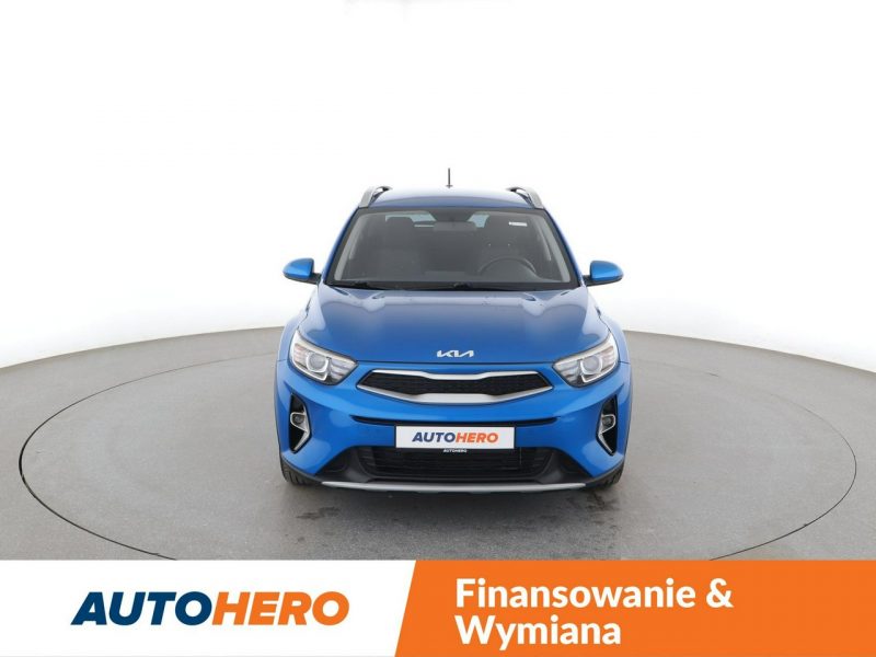 Kia Stonic kamera Bluetooth klima tempomat niski przebieg